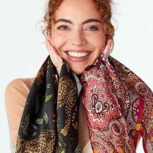 Echo Vibrant Patterned Scarf